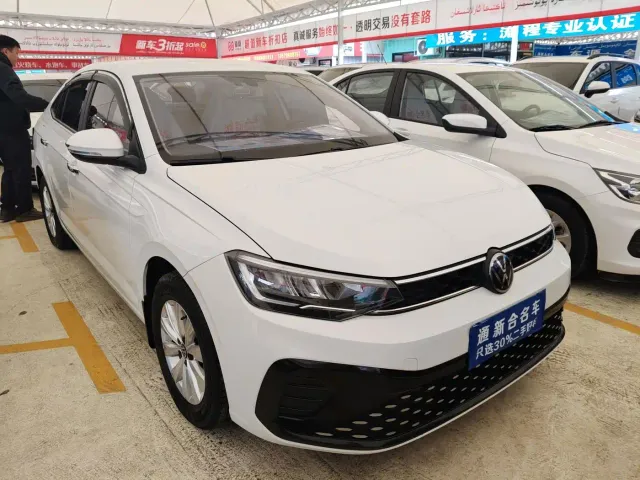 Volkswagen Lavida — Фото автомобиля 3
