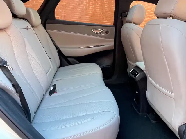 BYD Sealion 06 — Фото автомобиля 13