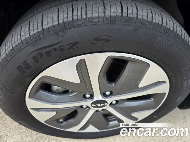 Kia Niro Niro Plus Earth — Фото автомобиля 5