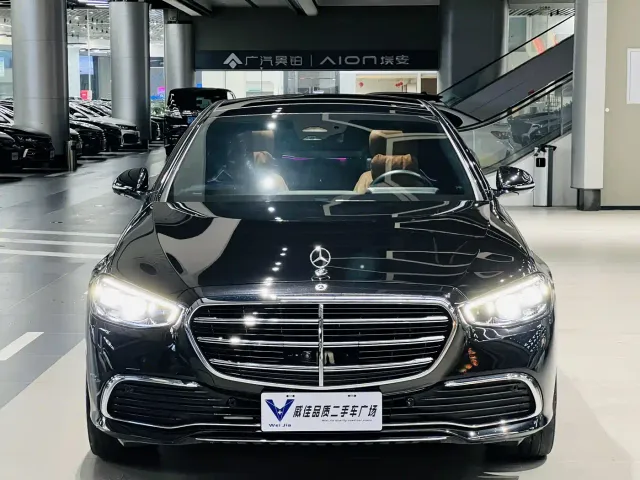 Mercedes-Benz S-Class — Фото автомобиля 2