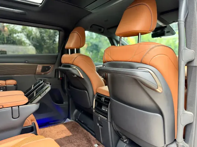 Toyota Vellfire — Фото автомобиля 20