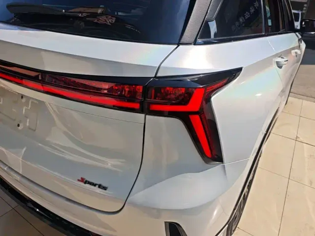 Changan CS75 Plus — Фото автомобиля 7