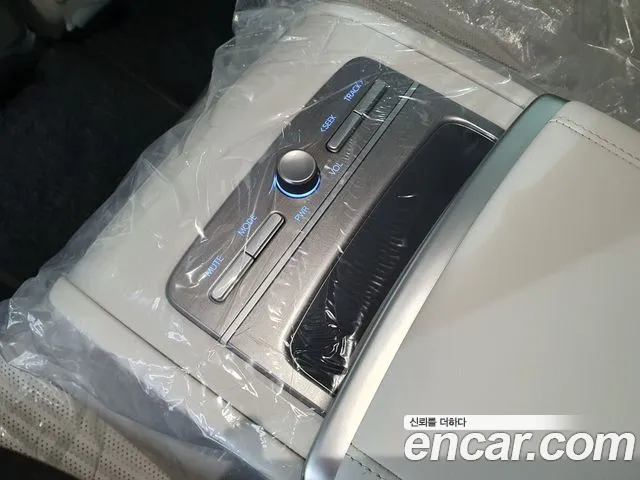 Hyundai Grandeur GN7 — Фото автомобиля 20