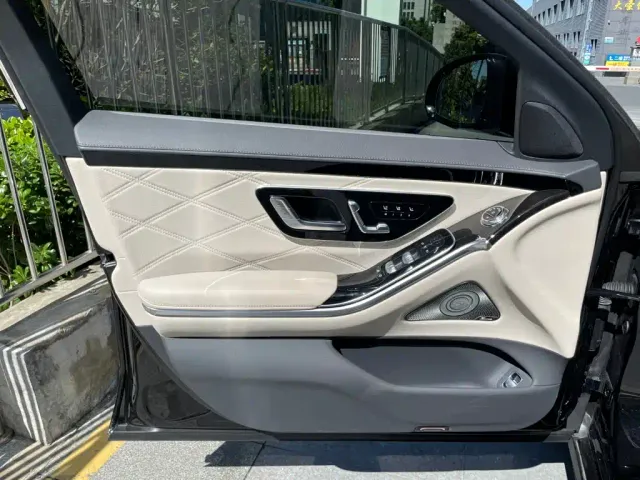 Mercedes-Benz Maybach S-Class — Фото автомобиля 10