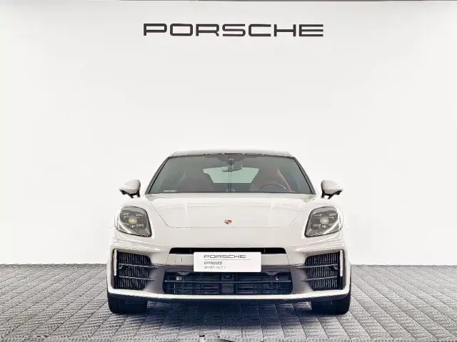 Porsche Panamera — Фото автомобиля 2