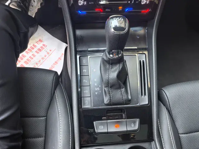Skoda Superb — Фото автомобиля 17