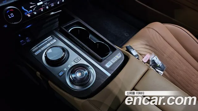 Genesis G80 Бензин 2.5 турбо AWD — Фото автомобиля 9