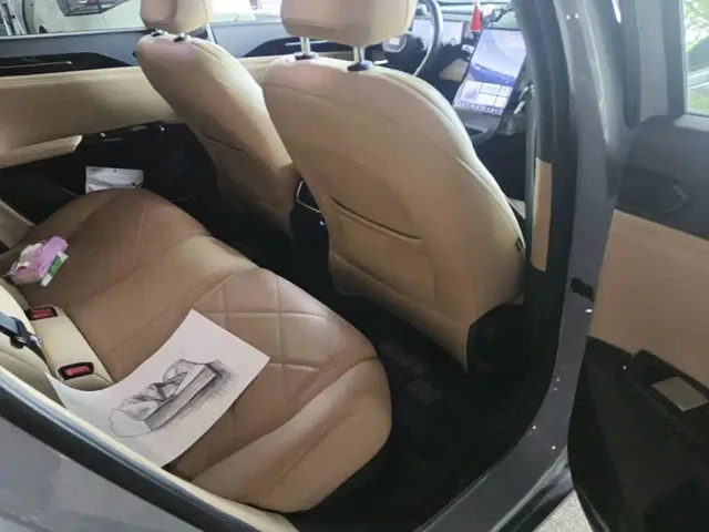 Geely Galaxy Galaxy L6 2024 125km PLUS Soaring Dragon Edition — Фото автомобиля 11