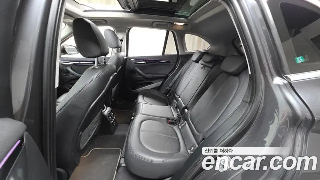 BMW X1 — Фото автомобиля 12