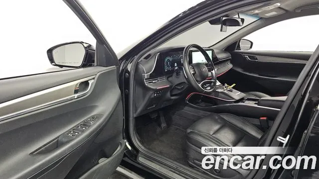 Hyundai Grandeur Grandeur (New) — Фото автомобиля 15