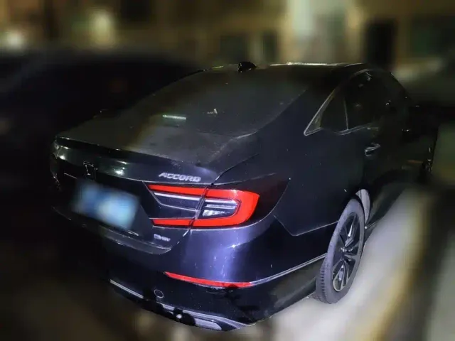 Honda Accord — Фото автомобиля 6