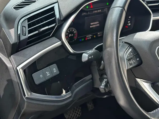 Audi Q3 — Фото автомобиля 15