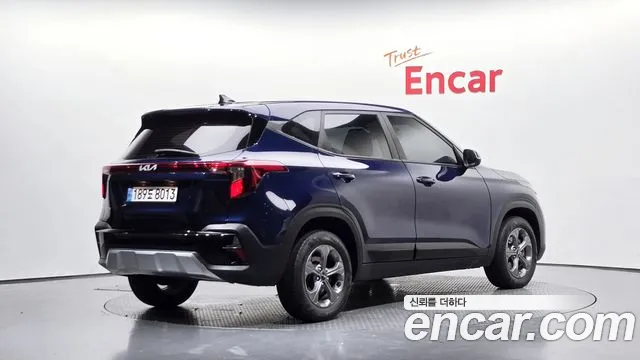 Kia Seltos Новый Seltos Бензин 2.0 2WD — Фото автомобиля 2