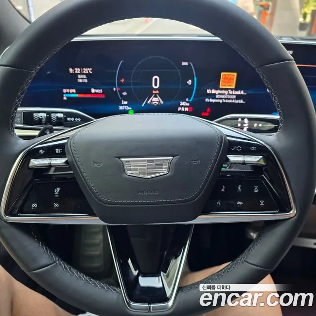 Cadillac Lyriq — Фото автомобиля 15