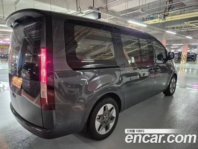 Hyundai Staria — Фото автомобиля 2