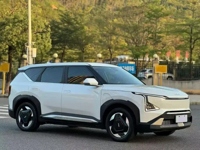 Kia EV5 — Фото автомобиля 2