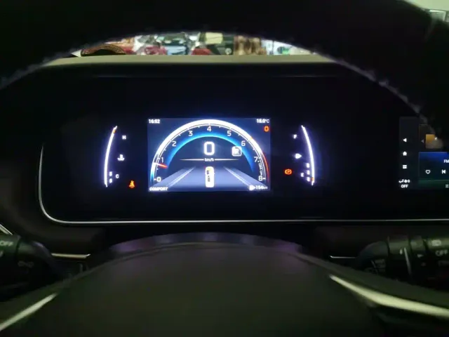 GAC Trumpchi M6 — Фото автомобиля 5