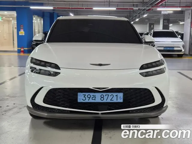 Genesis GV60 — Фото автомобиля 3