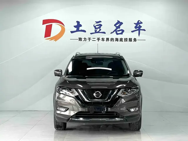 Nissan X-Trail — Фото автомобиля 2
