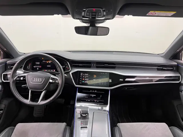 Audi A6L — Фото автомобиля 11