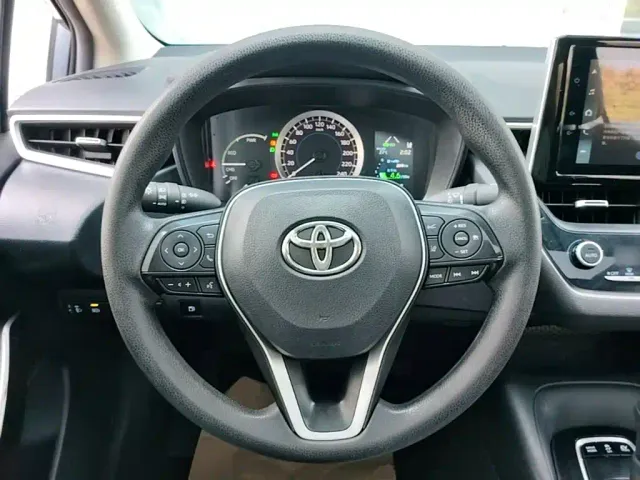 Toyota Corolla — Фото автомобиля 10