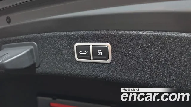 Genesis G80 Бензин 2.5 турбо AWD — Фото автомобиля 29