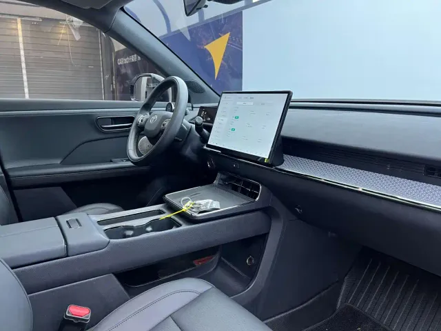 Toyota BoZhi 3X — Фото автомобиля 15