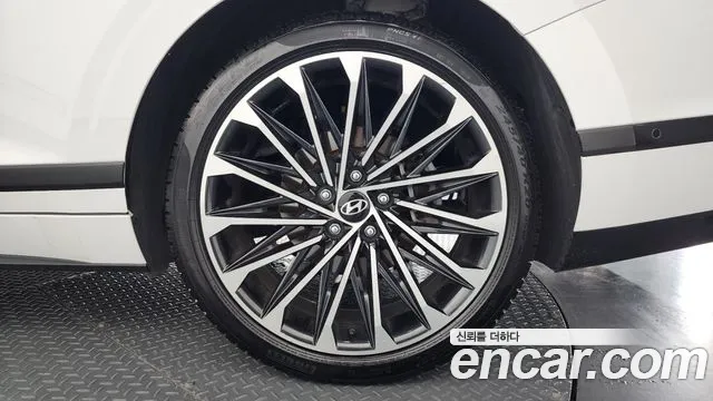 Hyundai Grandeur — Фото автомобиля 17