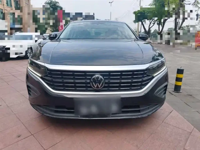 Volkswagen Passat — Фото автомобиля 2
