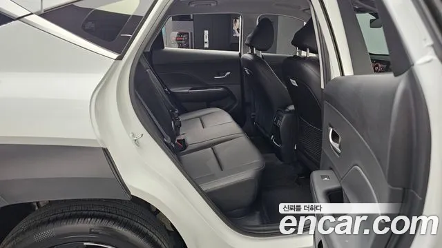 Hyundai Kona Kona (SX2) Бензин 1.6 турбо 2WD — Фото автомобиля 11