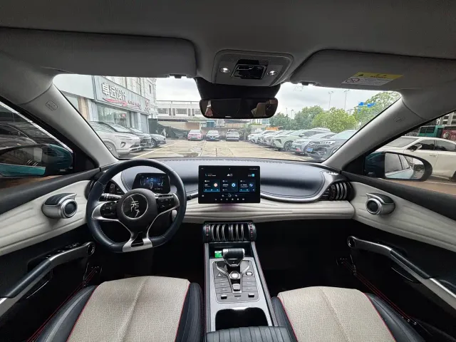 BYD Yuan PLUS — Фото автомобиля 11