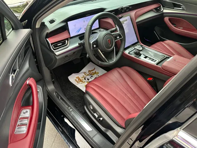Hongqi H5 — Фото автомобиля 9