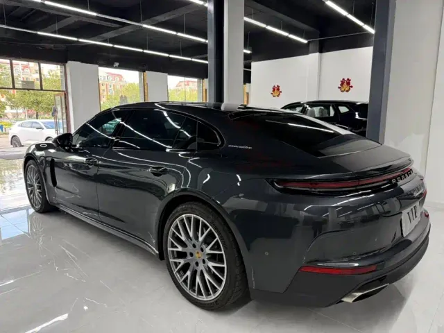 Porsche Panamera — Фото автомобиля 6