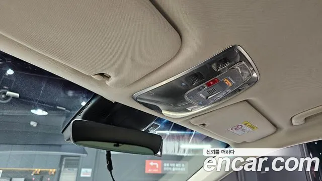 Genesis GV70 2.5T Бензин AWD — Фото автомобиля 28