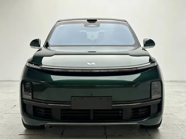Фотография автомобиля — Li Auto L8
