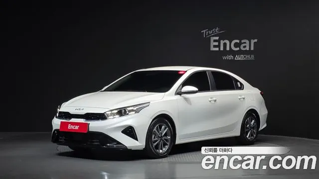 Фотография автомобиля — Kia K3 Generation 2