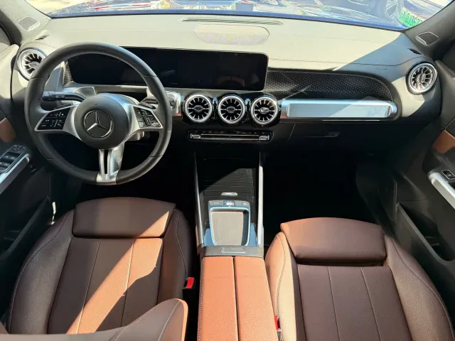 Mercedes-Benz EQB — Фото автомобиля 18