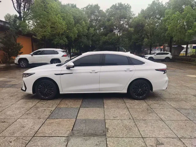 Chery Arrizo 8 — Фото автомобиля 9