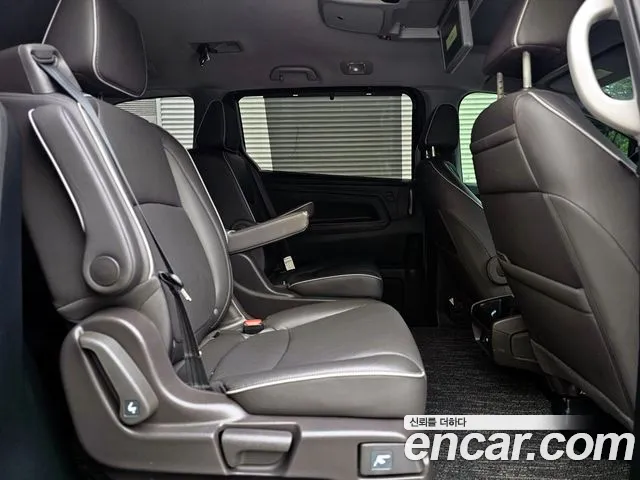 Honda Odyssey — Фото автомобиля 16