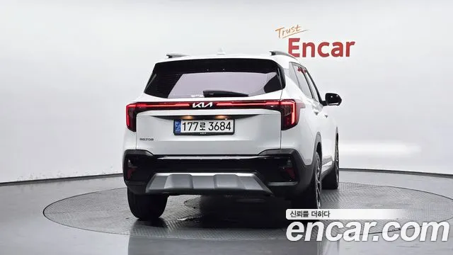 Kia Seltos Новый Seltos Бензин 2.0 2WD — Фото автомобиля 4