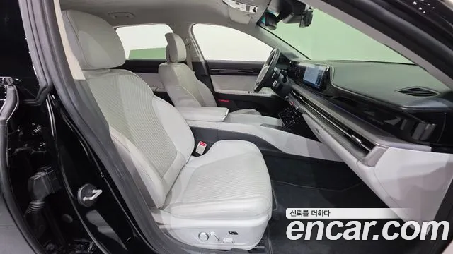 Hyundai Grandeur Grandeur (GN7) 2.5 Бензин 2WD — Фото автомобиля 10