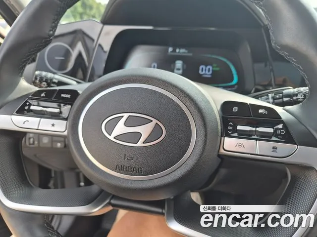 Hyundai Avante CN7 — Фото автомобиля 18
