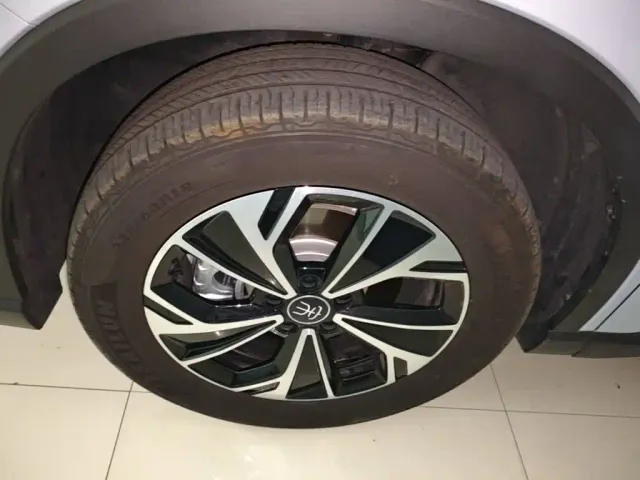 BYD Song Pro — Фото автомобиля 22