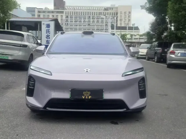 Фотография автомобиля — Nio ET5 Touring