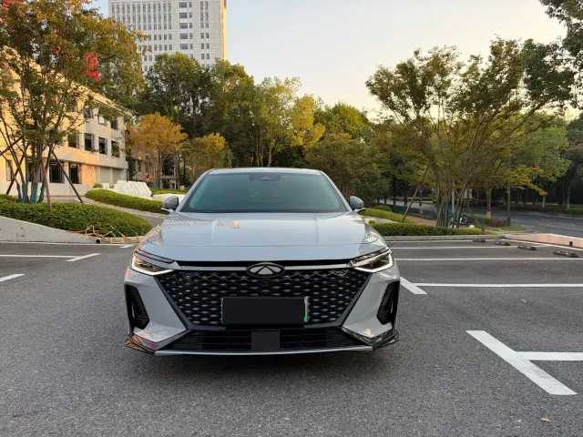 Chery Fulwin A8 — Фото автомобиля 2