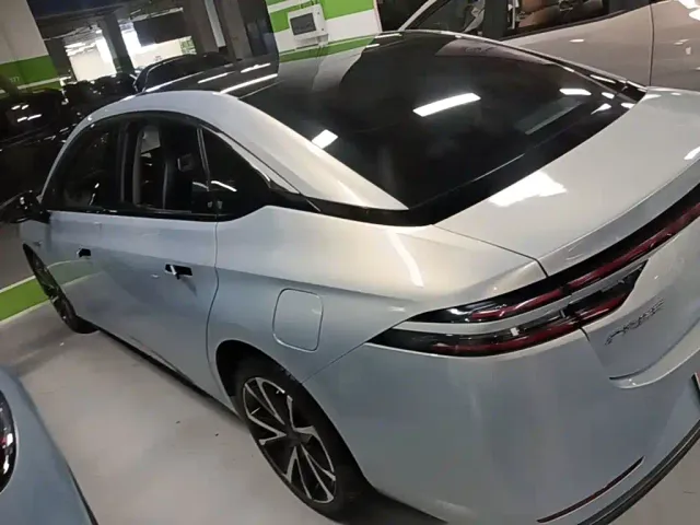 GAC Aion S Plus — Фото автомобиля 4