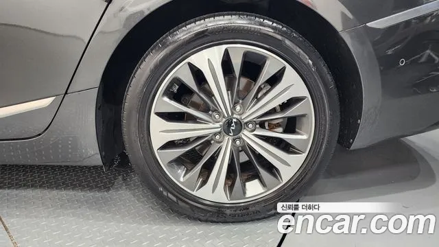 Kia K8 Noblesse — Фото автомобиля 17