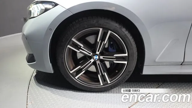BMW 3-Series 3 серия (G20) 320i M Sport — Фото автомобиля 3