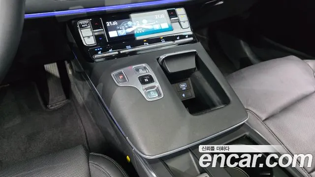 Hyundai Grandeur New — Фото автомобиля 9