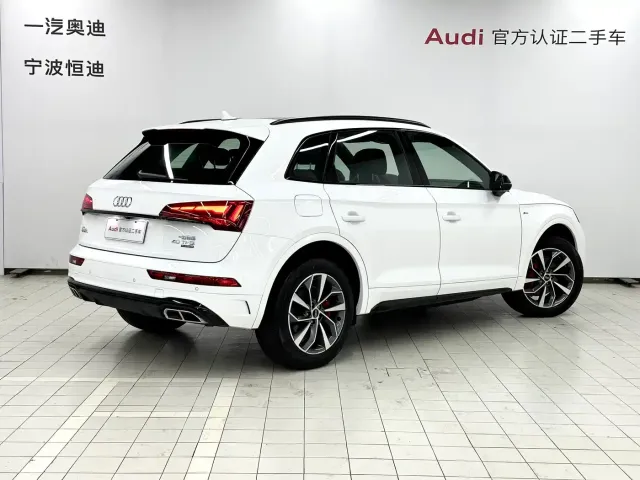 Audi Q5L — Фото автомобиля 5